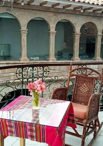 Qoyllor Plaza *